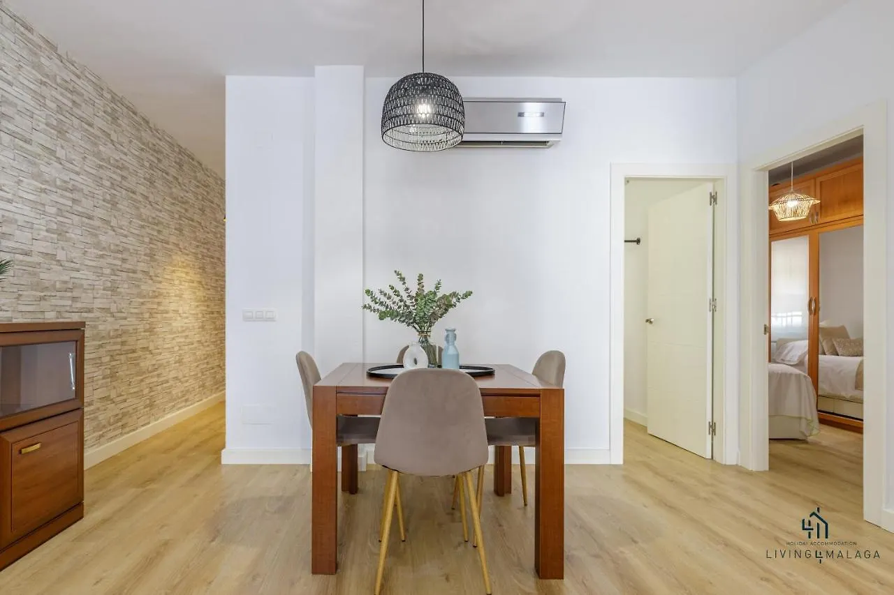 Living4Malaga Ollerias Centre Apartment